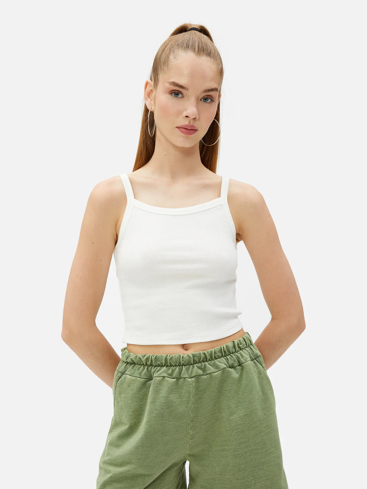 تی‌شرت نخی نازک آستین کوتاه